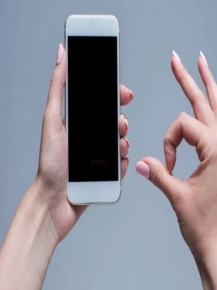 फोन इतक्या लवकर का खराब होतात? जाणून घ्या - Marathi News | फोन इतक्या लवकर का खराब होतात? जाणून घ्या | Latest Photos at Lokmat.com