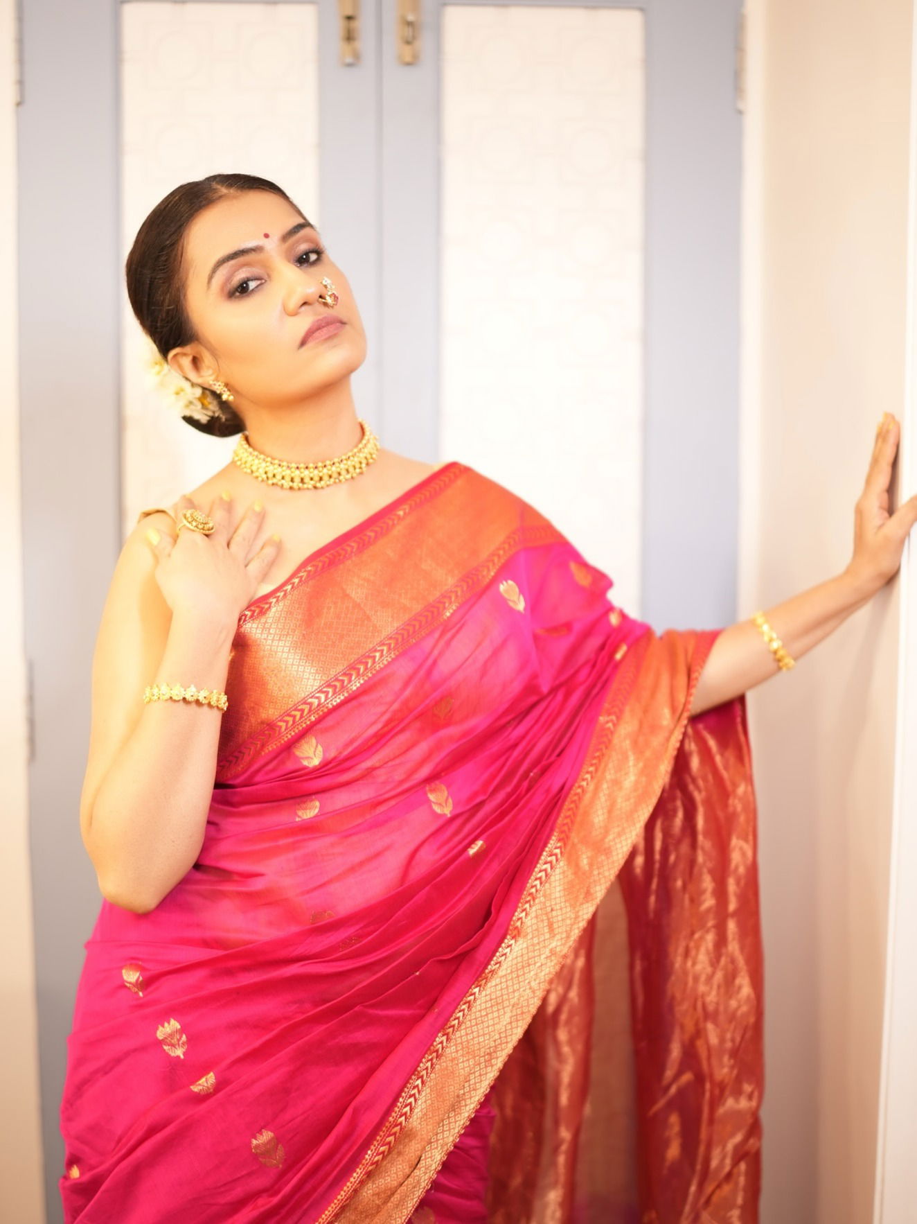 अमृता सुभाषचा मराठमोळा साज - Marathi News | अमृता सुभाषचा मराठमोळा साज | Latest Photos at Lokmat.com