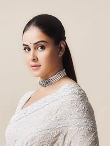 सादगी में सुंदरता...! - Marathi News | सादगी में सुंदरता...! | Latest Photos at Lokmat.com