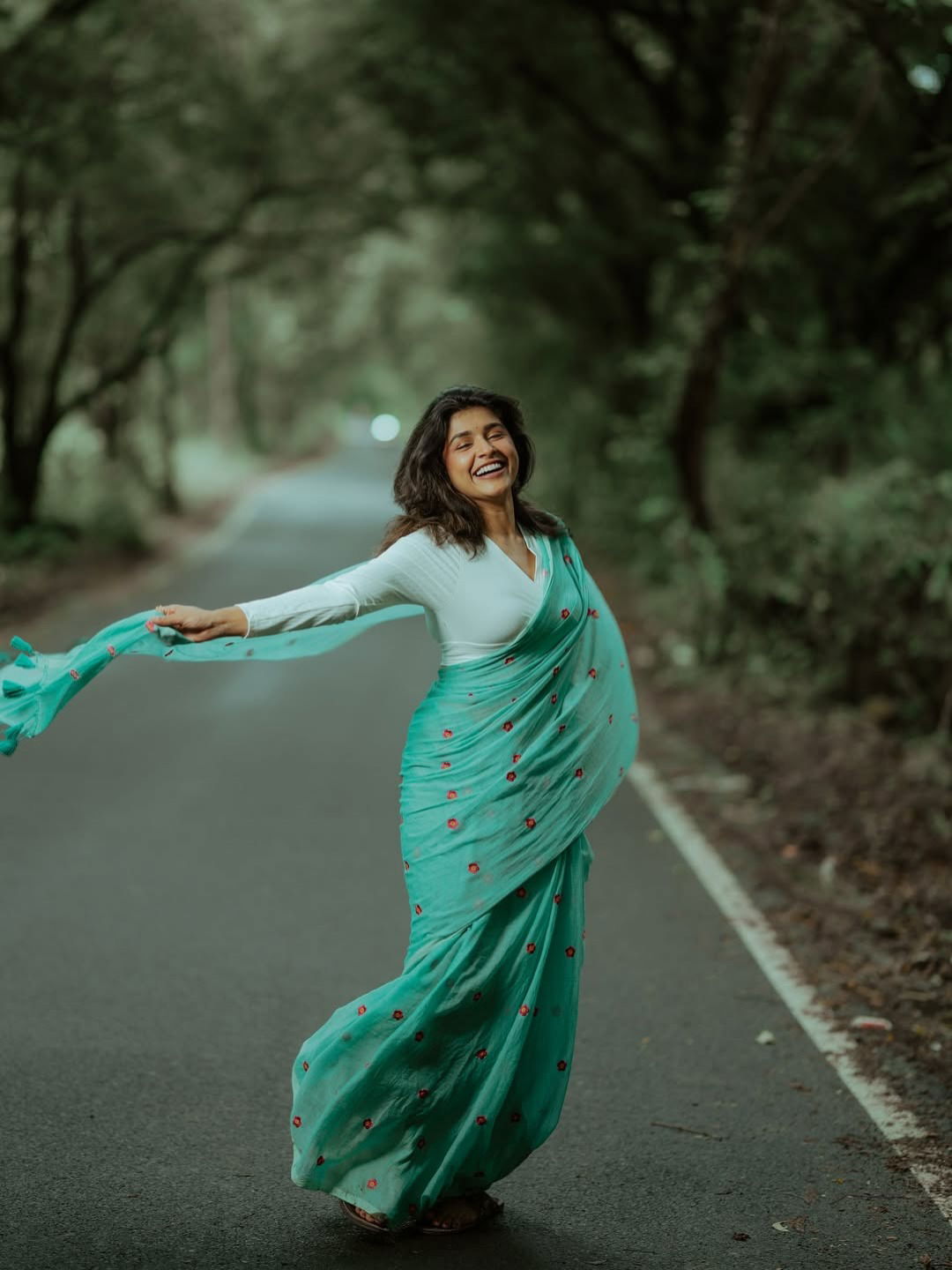 जादू है, नशा है, मदहोशियाँ... - Marathi News | जादू है, नशा है, मदहोशियाँ... | Latest Photos at Lokmat.com