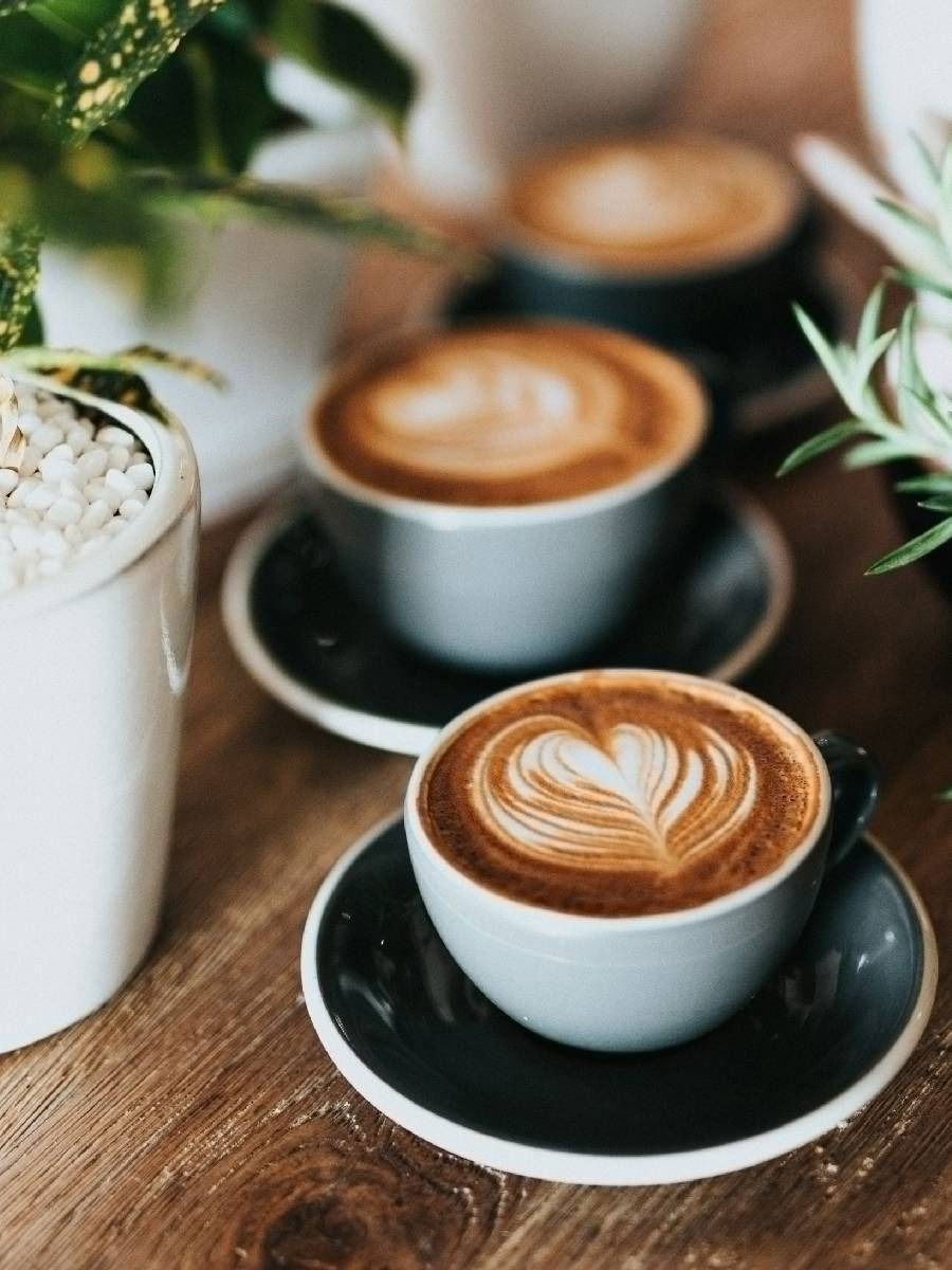 हिवाळ्यात या तीन प्रकारे कॉफी बनवा - Marathi News | हिवाळ्यात या तीन प्रकारे कॉफी बनवा | Latest Photos at Lokmat.com