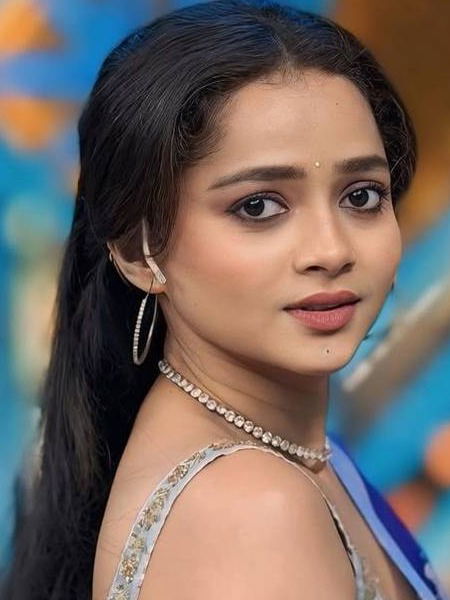 तेरे नैना बडे कातिल,मार ही डालेंगे...! - Marathi News | तेरे नैना बडे कातिल,मार ही डालेंगे...! | Latest Photos at Lokmat.com