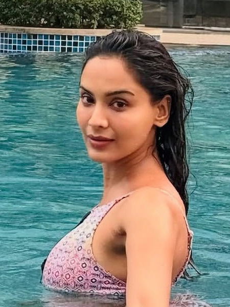 वॉटर बेबी! दिशा परदेशीचा बोल्ड अन् ग्लॅमरस लूक - Marathi News | वॉटर बेबी! दिशा परदेशीचा बोल्ड अन् ग्लॅमरस लूक | Latest Photos at Lokmat.com