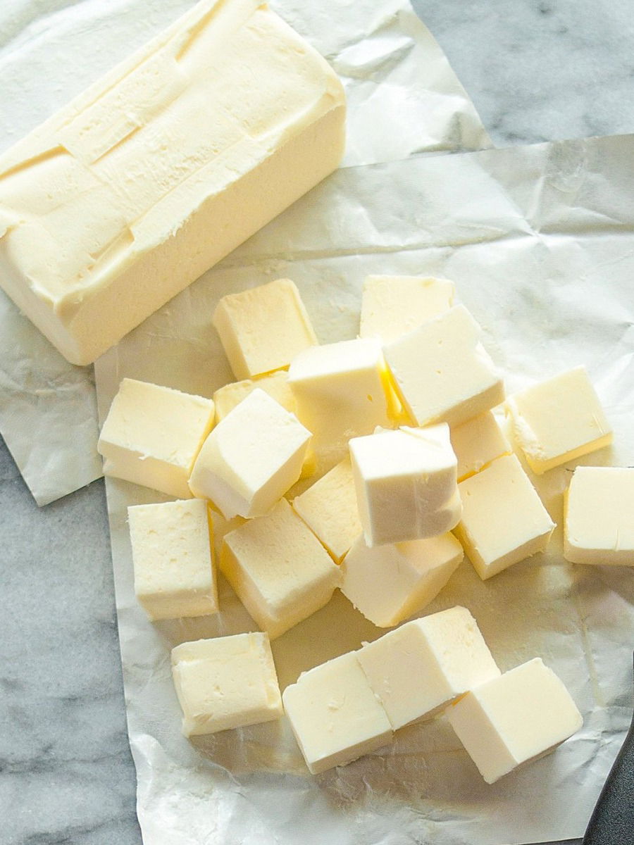 फ्रीजशिवाय बटर ठेवा महिनाभर फ्रेश, ट्राय करा या टिप्स - Marathi News | फ्रीजशिवाय बटर ठेवा महिनाभर फ्रेश, ट्राय करा या टिप्स | Latest Photos at Lokmat.com