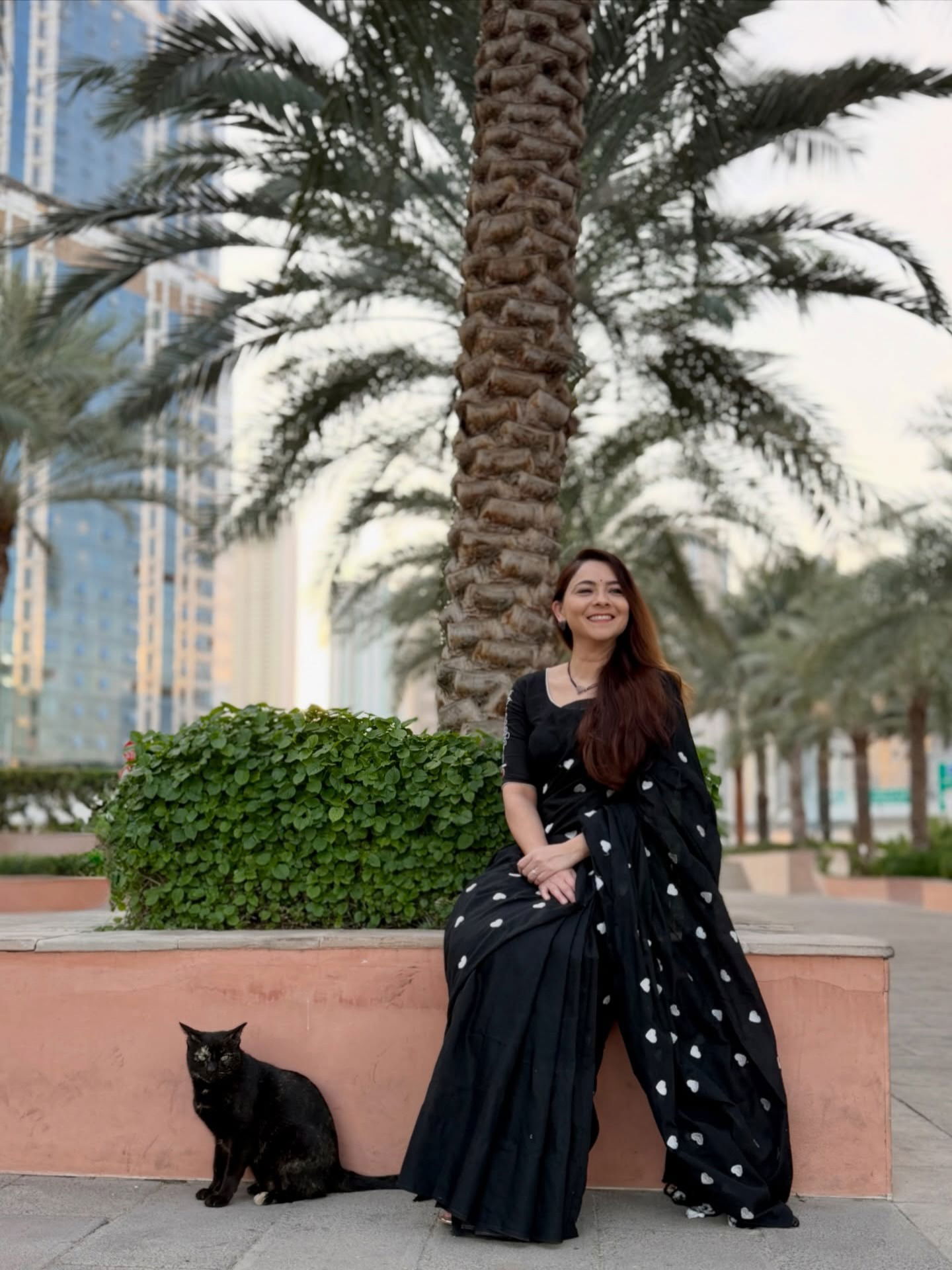 सोनाली कुलकर्णीची संक्रांत दुबईत