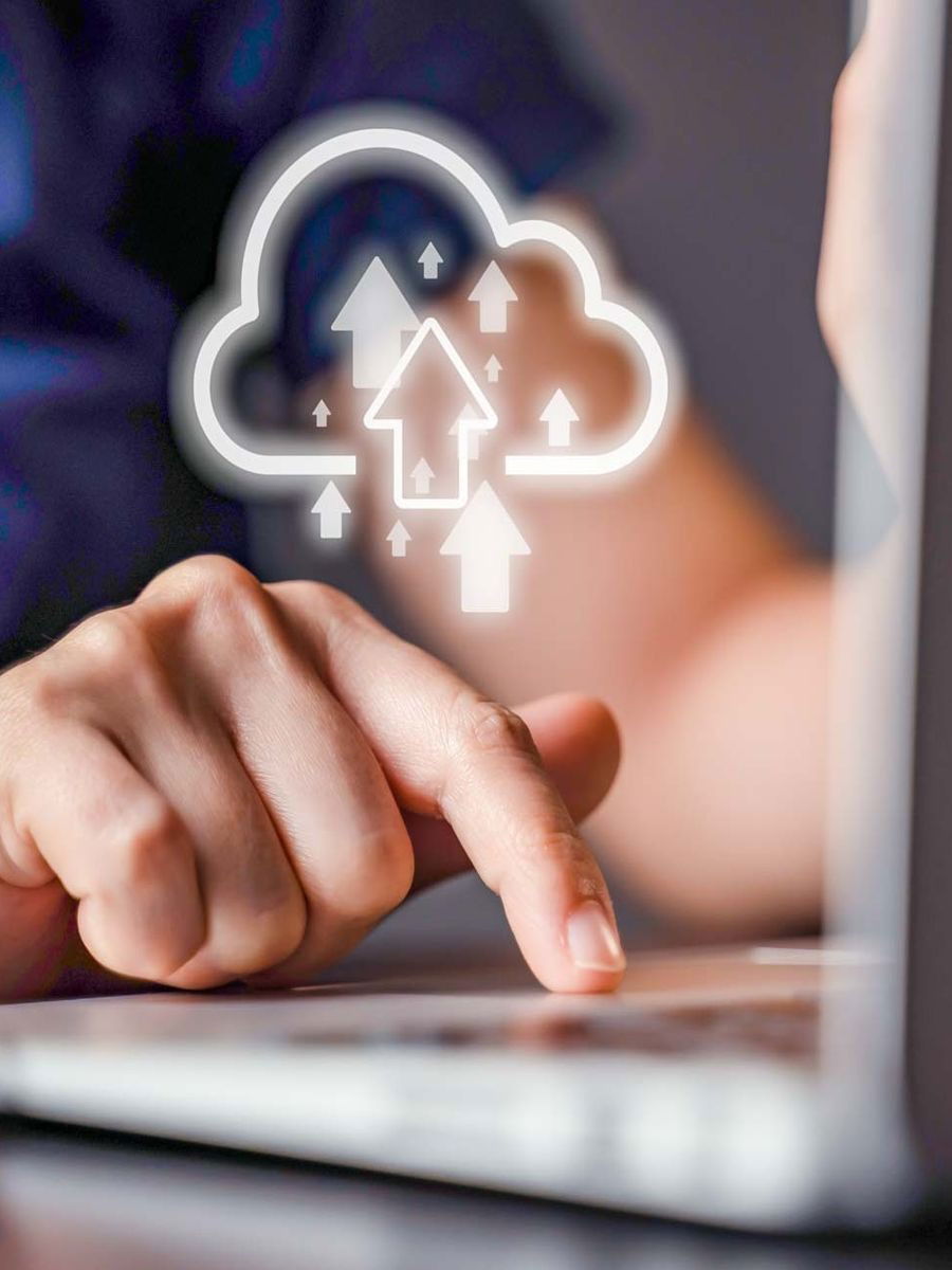 तुमच्या फाईल्स सुरक्षित असतात का, काय आहे Cloud Storage? - Marathi News | तुमच्या फाईल्स सुरक्षित असतात का, काय आहे Cloud Storage? | Latest Photos at Lokmat.com