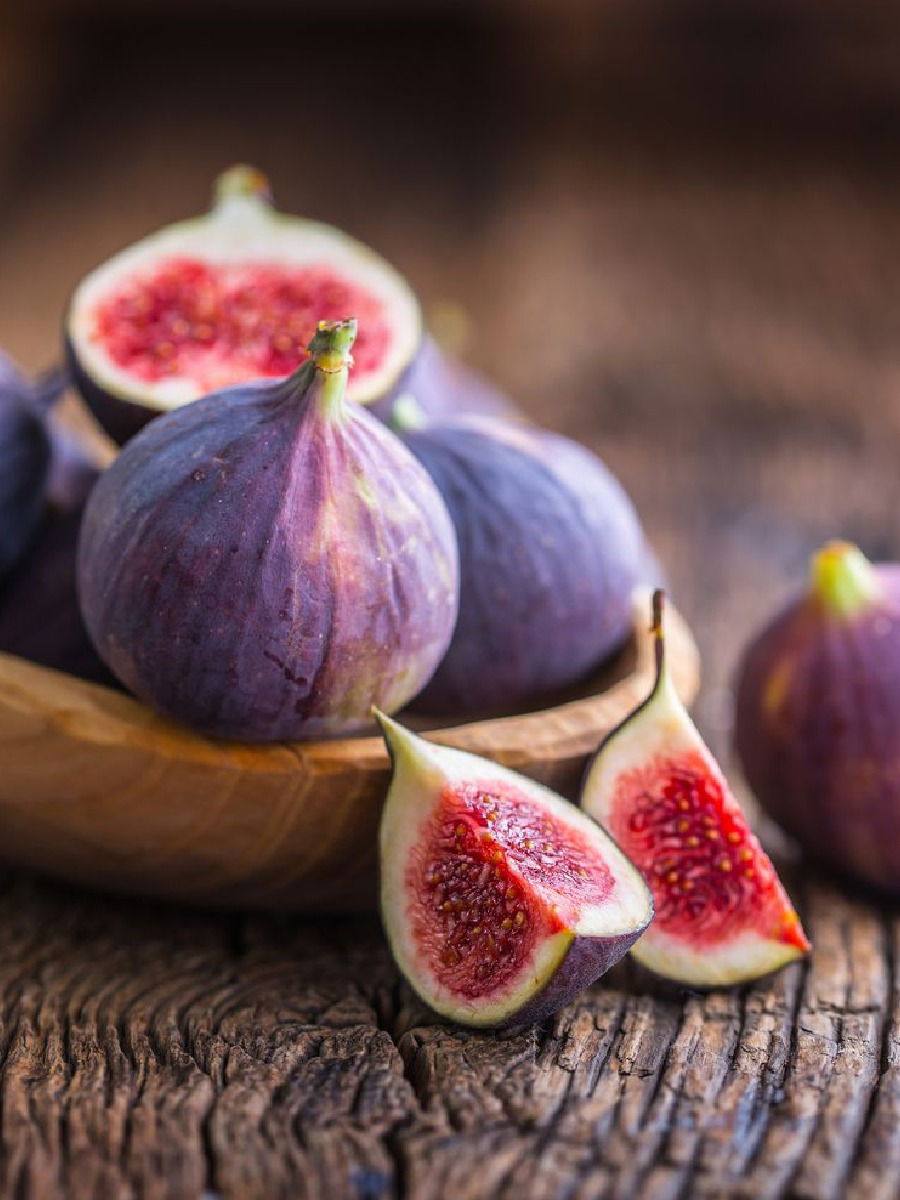 ब्लडप्रेशर ते डायबेटीस! अनेक आजारांवर अंजीर आहे गुणकारी - Marathi News | ब्लडप्रेशर ते डायबेटीस! अनेक आजारांवर अंजीर आहे गुणकारी | Latest Photos at Lokmat.com