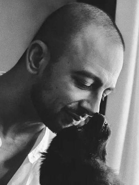 श्वानामुळे झाला 'या' अभिनेत्याचा घटस्फोट - Marathi News | श्वानामुळे झाला 'या' अभिनेत्याचा घटस्फोट | Latest Photos at Lokmat.com