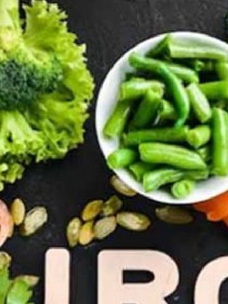 शरीरातील आयर्नची कमतरता भरुन काढणारे सुपरफूड - Marathi News | शरीरातील आयर्नची कमतरता भरुन काढणारे सुपरफूड | Latest Photos at Lokmat.com