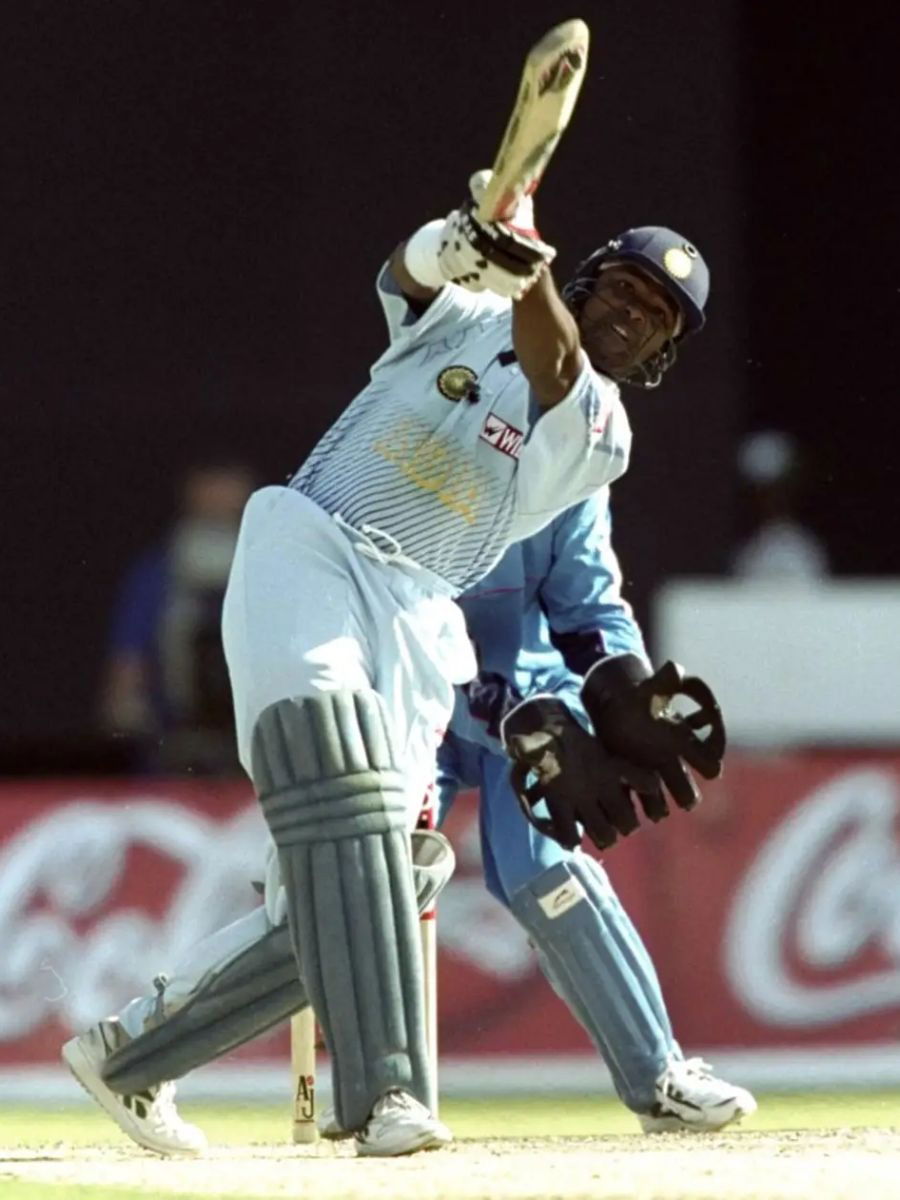 कसोटीत सर्वाधिक द्विशतके करणारे भारतीय - Marathi News | कसोटीत सर्वाधिक द्विशतके करणारे भारतीय | Latest Photos at Lokmat.com