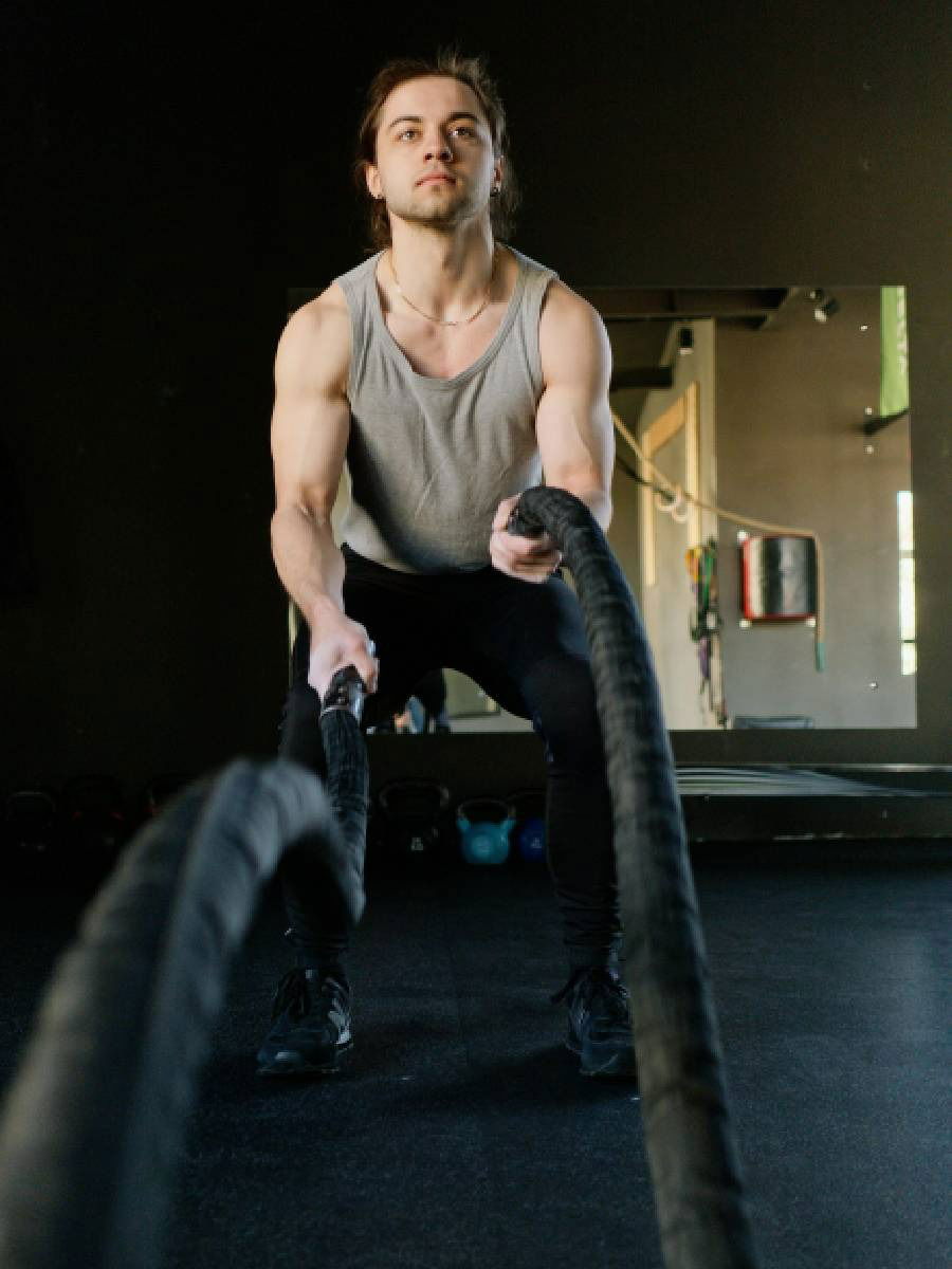 जिम केल्यानंतर लगेच आंघोळ करावी का? - Marathi News | जिम केल्यानंतर लगेच आंघोळ करावी का? | Latest Photos at Lokmat.com