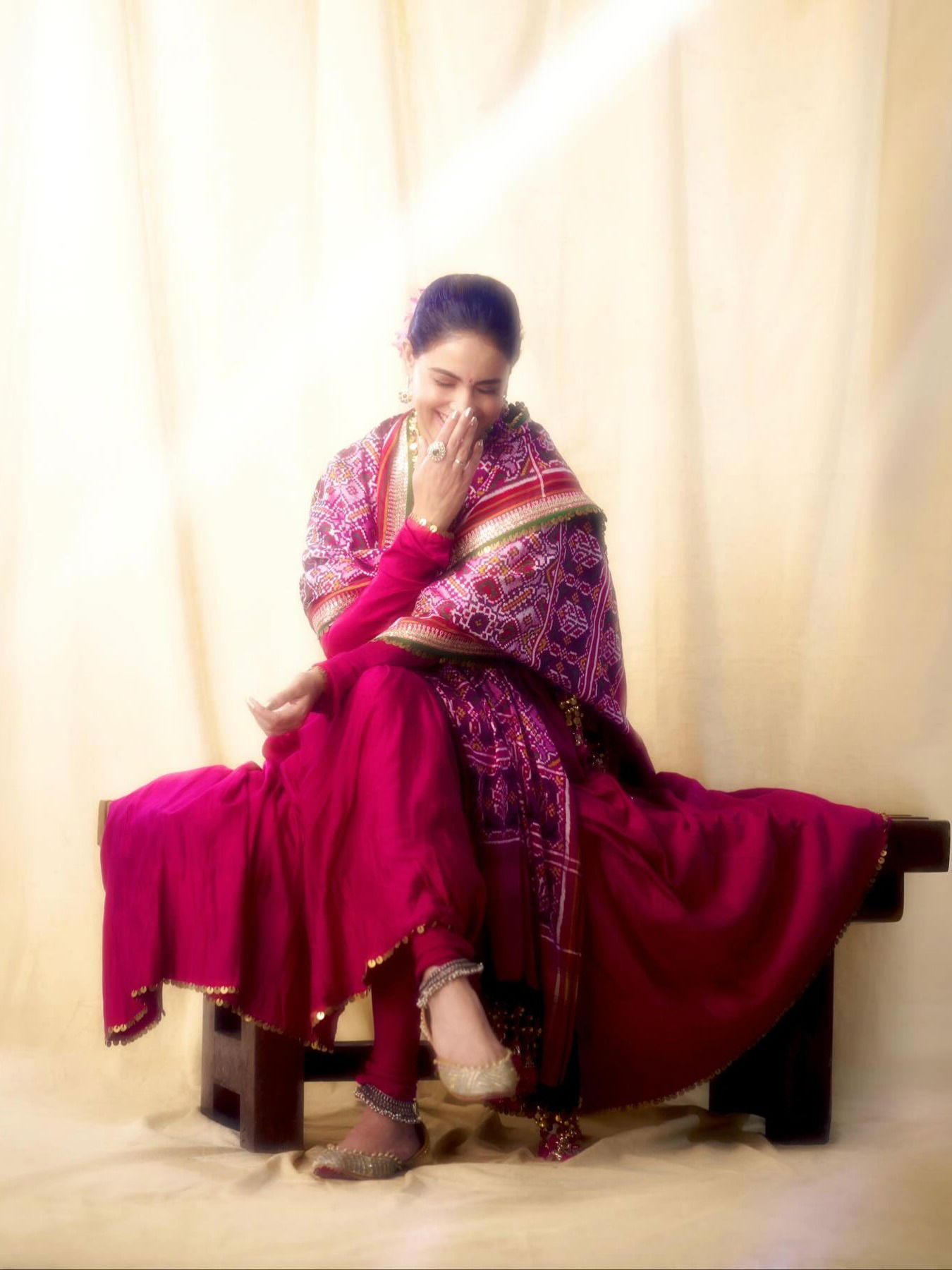 एक लाजरान् साजरा मुखडा! - Marathi News | एक लाजरान् साजरा मुखडा! | Latest Photos at Lokmat.com