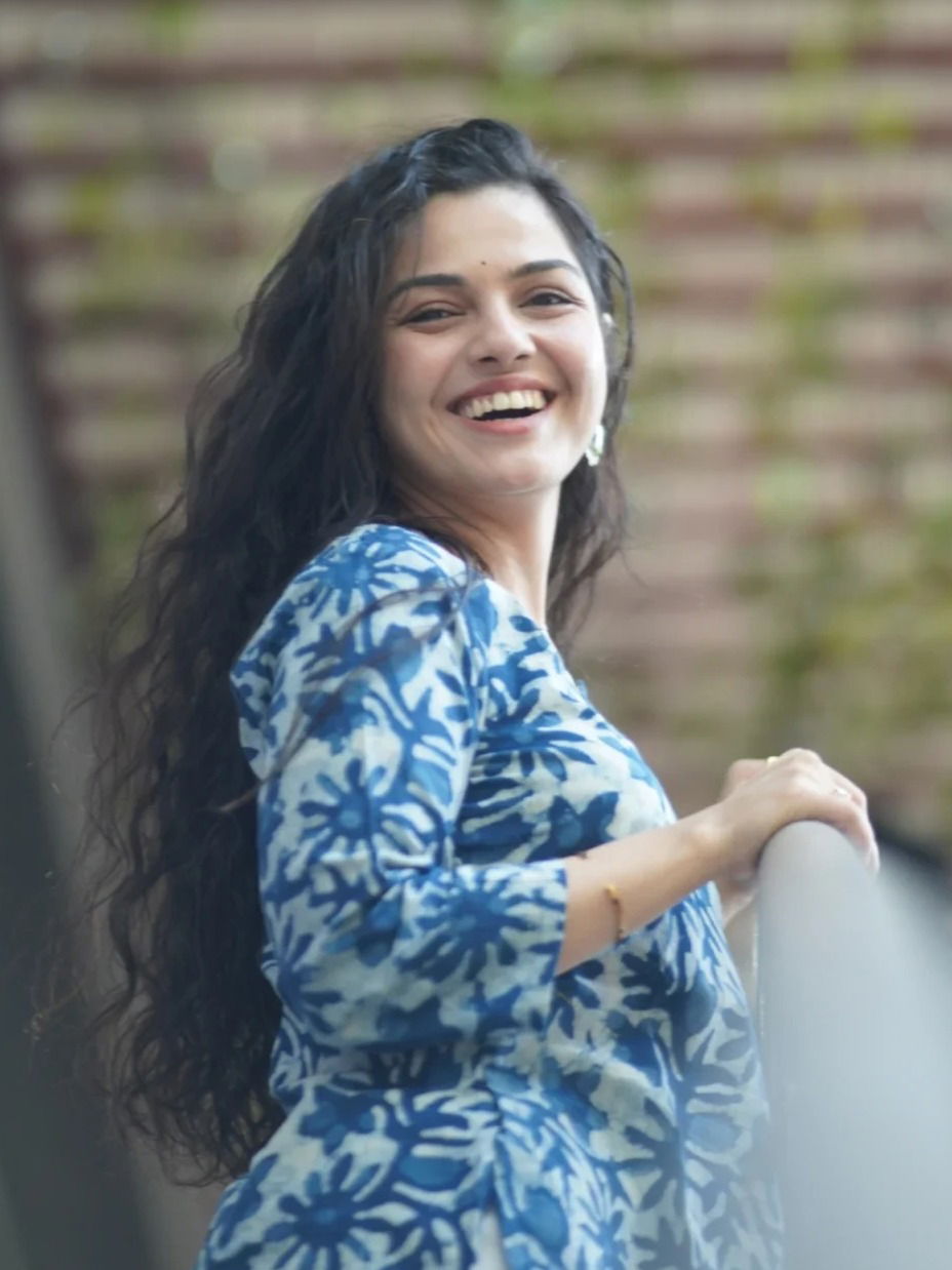 तुला पाहून हृदयात वाजे समथिंग - Marathi News | तुला पाहून हृदयात वाजे समथिंग | Latest Photos at Lokmat.com