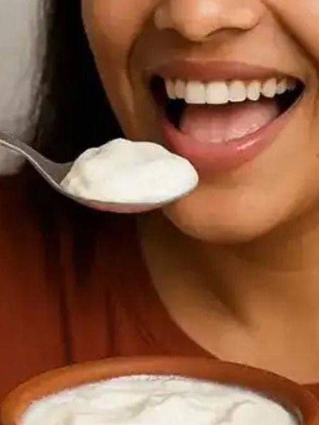 रोज दही खाल्ल्याने शरीरावर होतात 'हे' परिणाम - Marathi News | रोज दही खाल्ल्याने शरीरावर होतात 'हे' परिणाम | Latest Photos at Lokmat.com रोज दही खाल्ल्याने शरीरावर होतात 'हे' परिणाम - Marathi News | रोज दही खाल्ल्याने शरीरावर होतात 'हे' परिणाम | Latest Photos at Lokmat.com