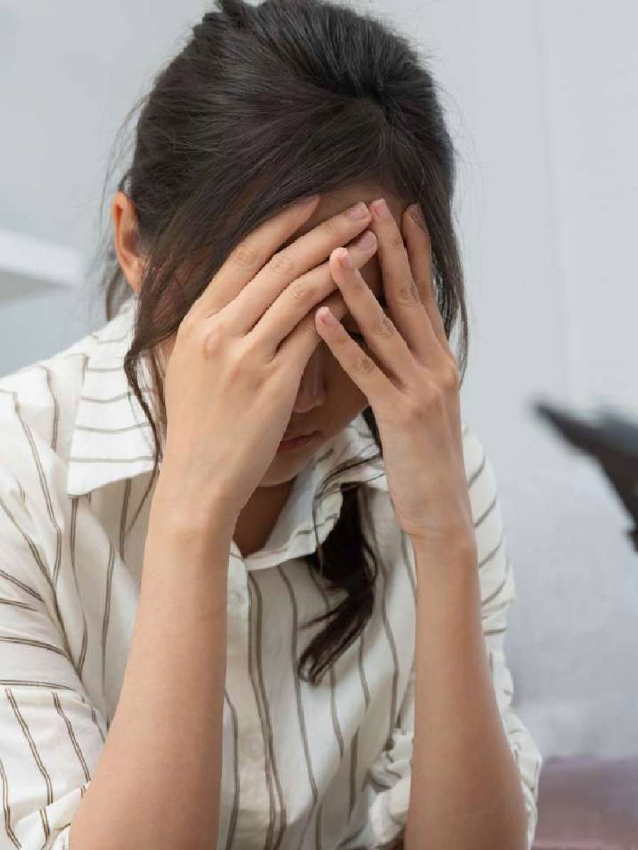 मानसिक आरोग्य सुधारण्यासाठी या टिप्स फॉलो करा - Marathi News | मानसिक आरोग्य सुधारण्यासाठी या टिप्स फॉलो करा | Latest Photos at Lokmat.com