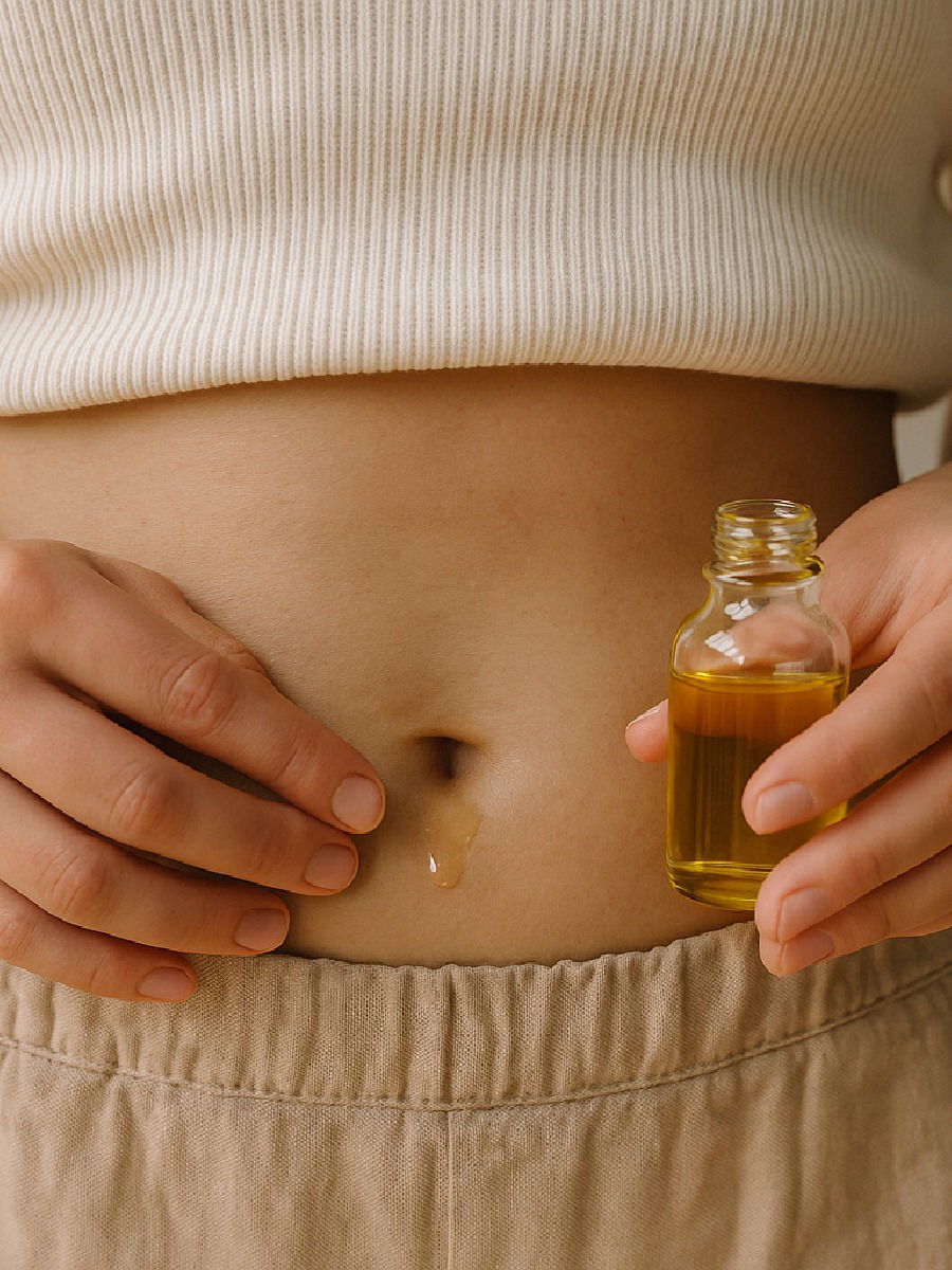 सांधेदुखी ते त्वचेच्या समस्या! नाभीत मोहरीचं तेल लावण्याचे फायदे - Marathi News | सांधेदुखी ते त्वचेच्या समस्या! नाभीत मोहरीचं तेल लावण्याचे फायदे | Latest Photos at Lokmat.com