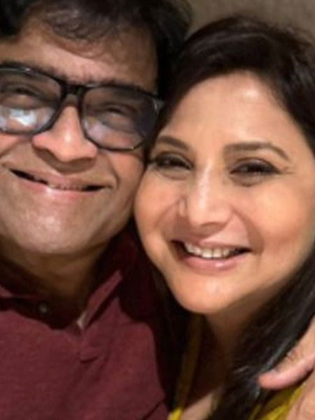 तुझी माझी जमली जोडी, वयात १८ वर्षाचे अंतर तरीही प्रेमच जिंकलं - Marathi News | तुझी माझी जमली जोडी, वयात १८ वर्षाचे अंतर तरीही प्रेमच जिंकलं | Latest Photos at Lokmat.com तुझी माझी जमली जोडी, वयात १८ वर्षाचे अंतर तरीही प्रेमच जिंकलं - Marathi News | तुझी माझी जमली जोडी, वयात १८ वर्षाचे अंतर तरीही प्रेमच जिंकलं | Latest Photos at Lokmat.com