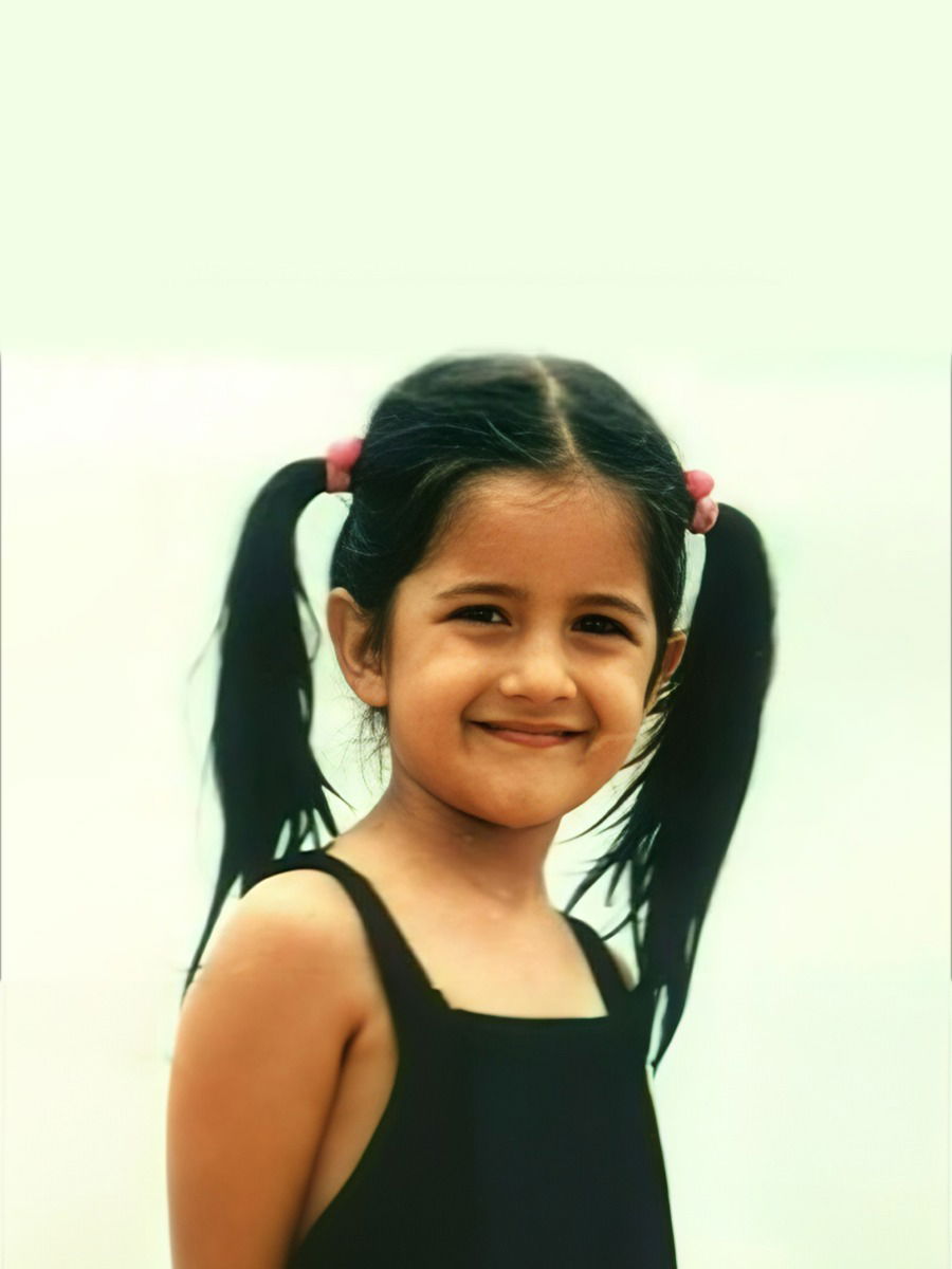 फोटो बघून ओळखलं का ही अभिनेत्री कोण? - Marathi News | फोटो बघून ओळखलं का ही अभिनेत्री कोण? | Latest Photos at Lokmat.com