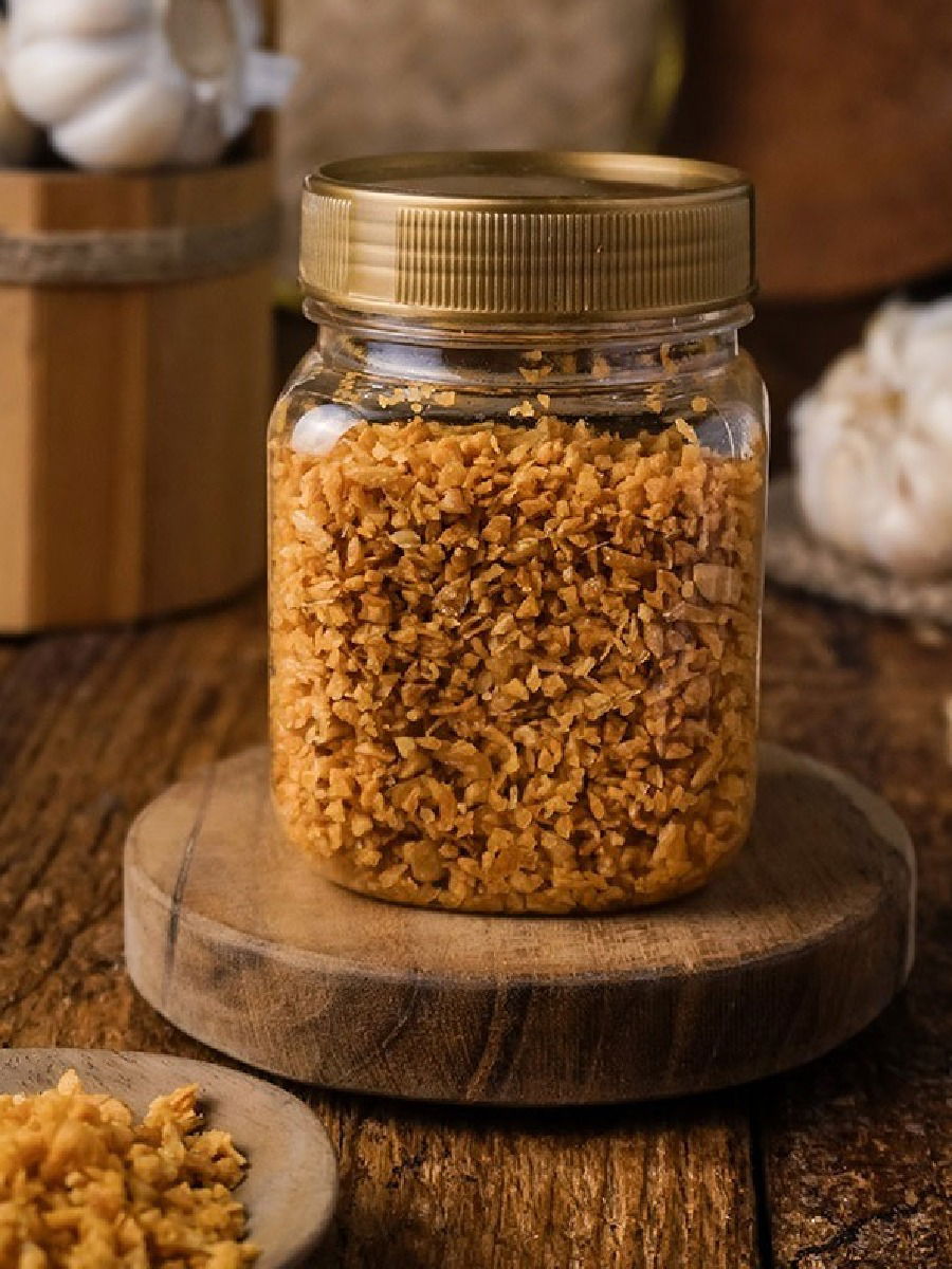 आहारात करा तळलेल्या लसणाचा समावेश, अनेक शारीरिक समस्या होतील दूर - Marathi News | आहारात करा तळलेल्या लसणाचा समावेश, अनेक शारीरिक समस्या होतील दूर | Latest Photos at Lokmat.com