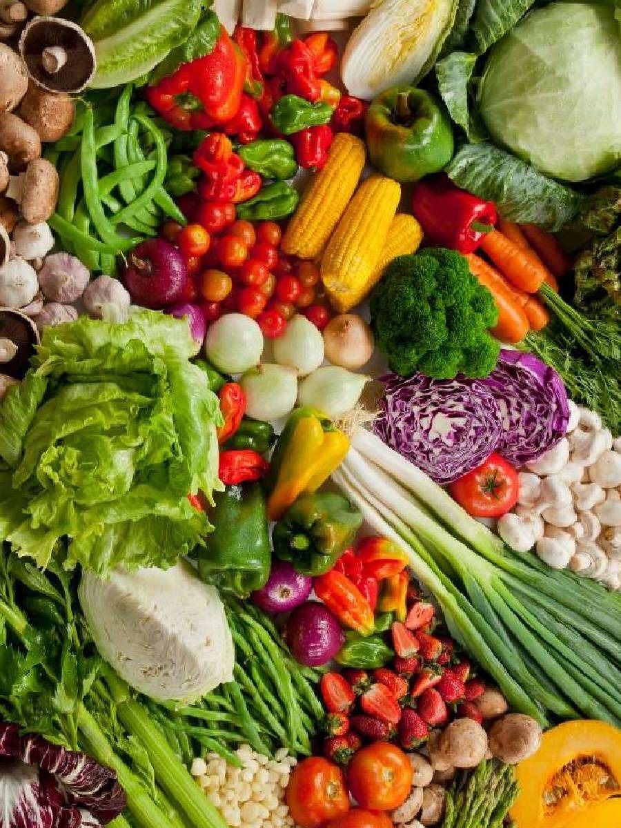 या ७ भाज्या कच्च्या खाण्याची चूक करू नका - Marathi News | या ७ भाज्या कच्च्या खाण्याची चूक करू नका | Latest Photos at Lokmat.com