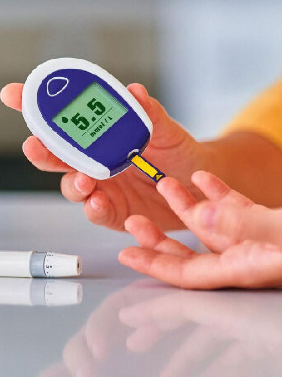 गोड पदार्थ न खाताही शुगर लेव्हल वाढतीये? - Marathi News | गोड पदार्थ न खाताही शुगर लेव्हल वाढतीये? | Latest Photos at Lokmat.com