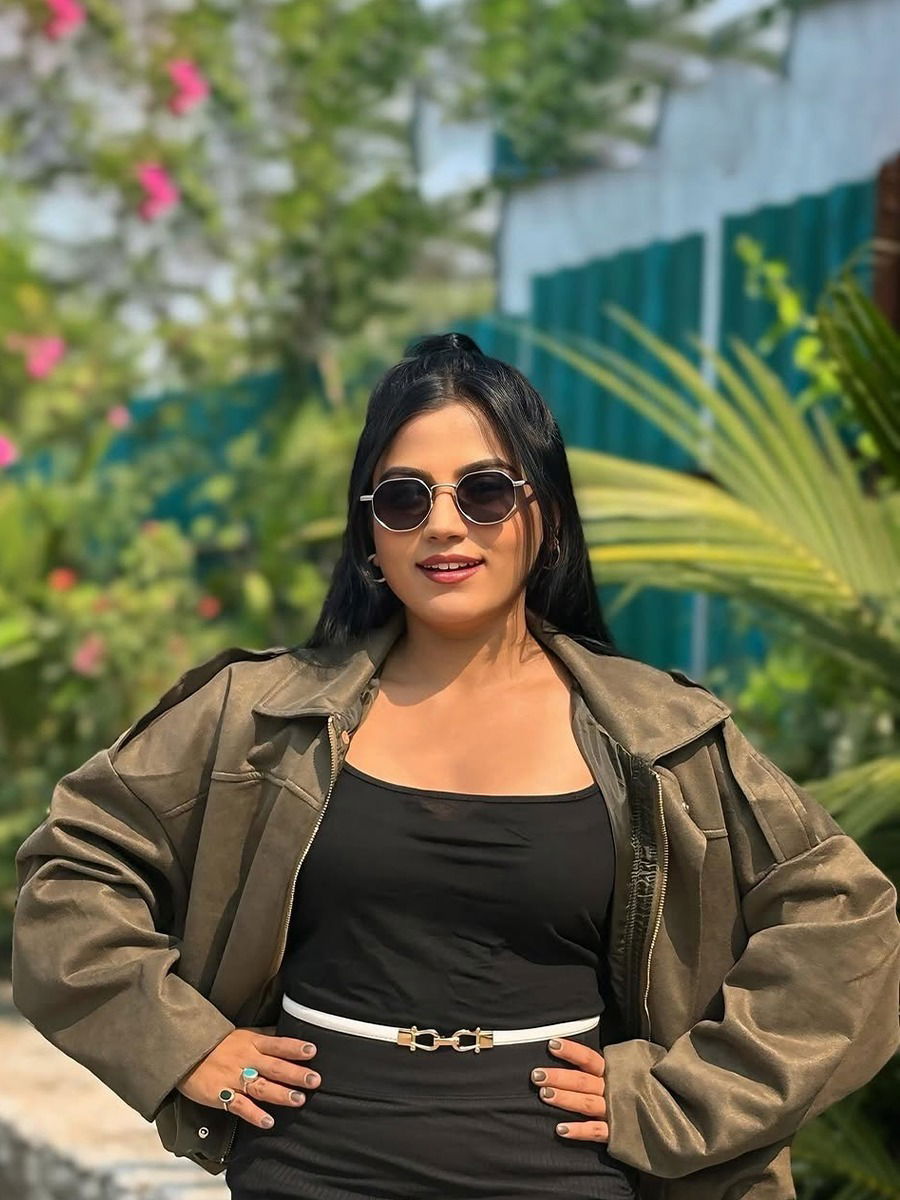 ज्योती निमसेचा स्टनिंग लूक