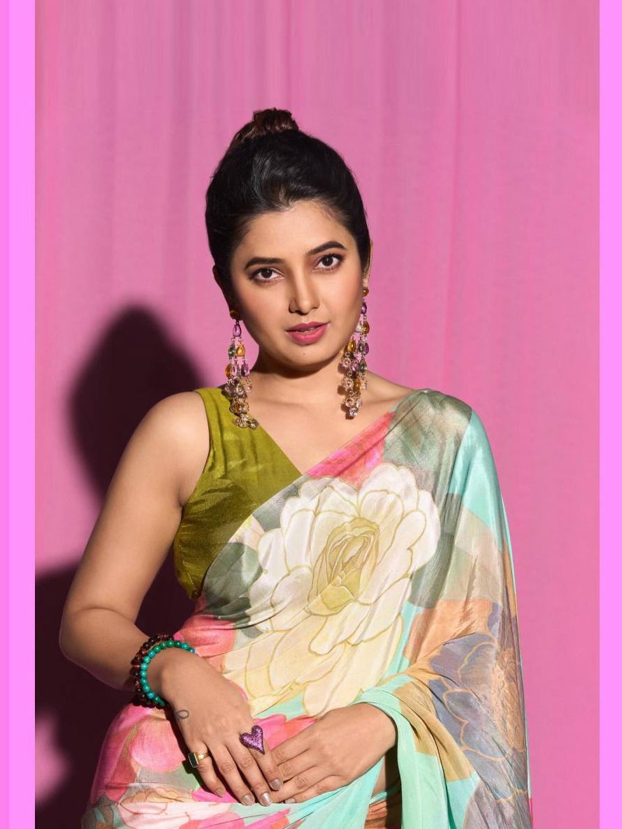 प्राजक्ता महिन्याला खर्च करते 'इतके' लाख! - Marathi News | प्राजक्ता महिन्याला खर्च करते 'इतके' लाख! | Latest Photos at Lokmat.com