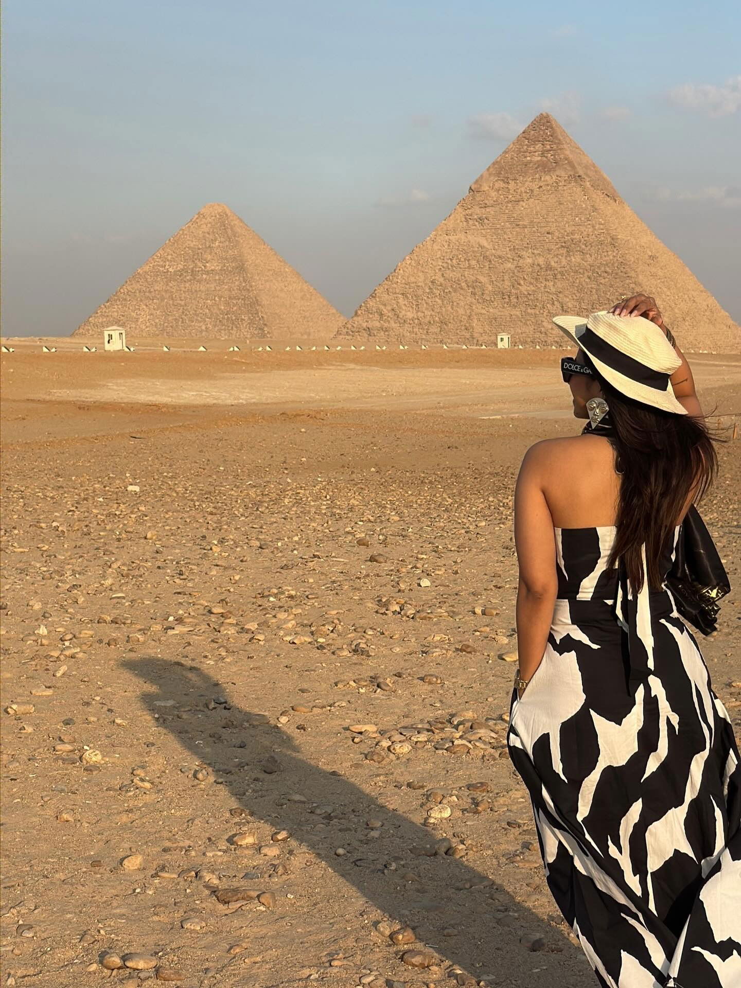 इजिप्तमध्ये फिरतेय मराठी अभिनेत्री