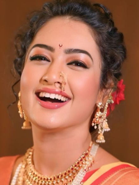 तू चंचला, कामिनी...! - Marathi News | तू चंचला, कामिनी...! | Latest Photos at Lokmat.com