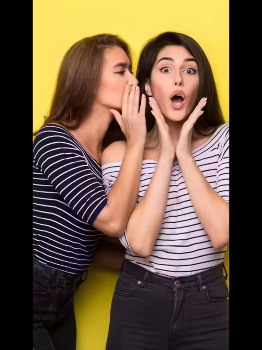 कोणत्या गोष्टी कधीच कुणाला सांगू नये? - Marathi News | कोणत्या गोष्टी कधीच कुणाला सांगू नये? | Latest Photos at Lokmat.com