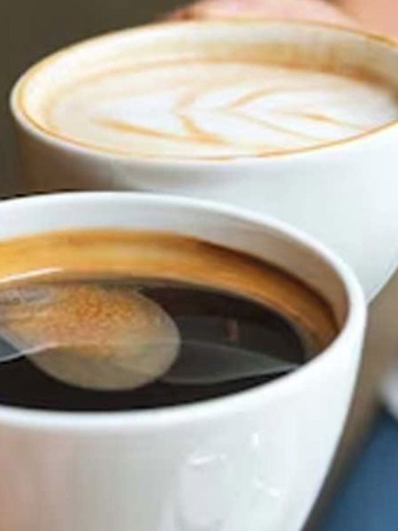 कॉफीसोबत 'हे' ५ पदार्थ खाणं म्हणजे विषच... - Marathi News | कॉफीसोबत 'हे' ५ पदार्थ खाणं म्हणजे विषच... | Latest Photos at Lokmat.com