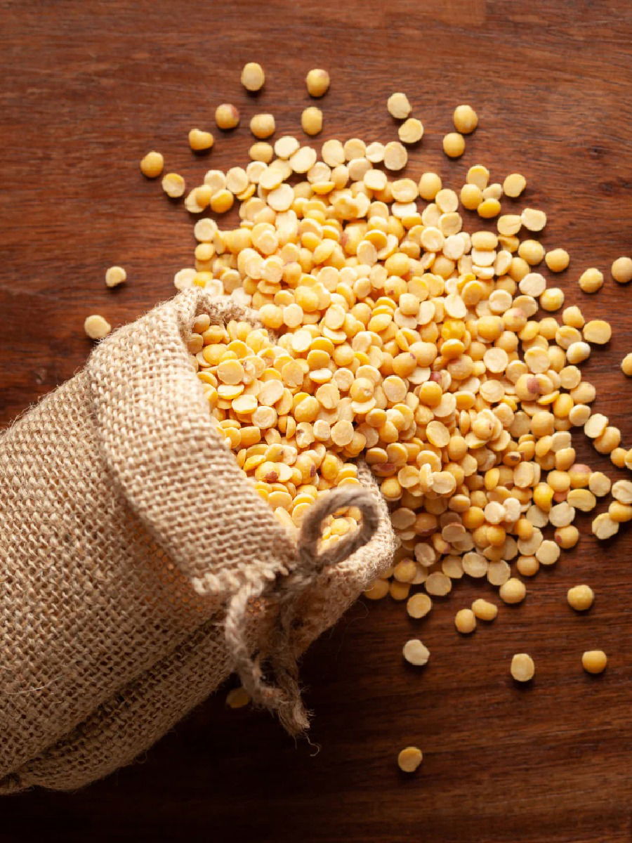 तूरडाळ ठेवते पचनसंस्था सुरळीत, जाणून घ्या, अन्य फायदे - Marathi News | तूरडाळ ठेवते पचनसंस्था सुरळीत, जाणून घ्या, अन्य फायदे | Latest Photos at Lokmat.com