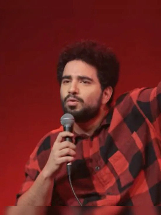 किती कोटींच्या संपत्तीचा मालक आहे समय रैना? - Marathi News | किती कोटींच्या संपत्तीचा मालक आहे समय रैना? | Latest Photos at Lokmat.com