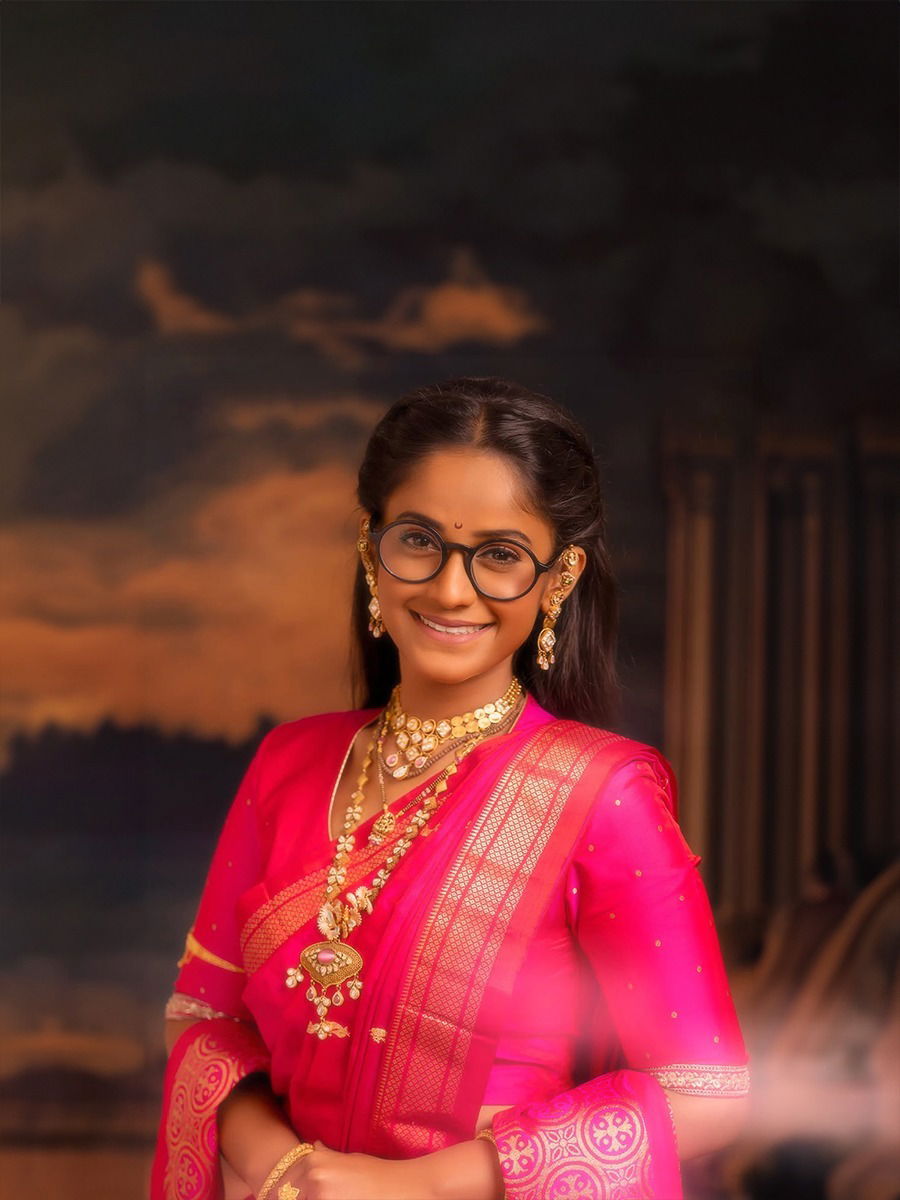 गुलाबी रंगात सजली सावली - Marathi News | गुलाबी रंगात सजली सावली | Latest Photos at Lokmat.com