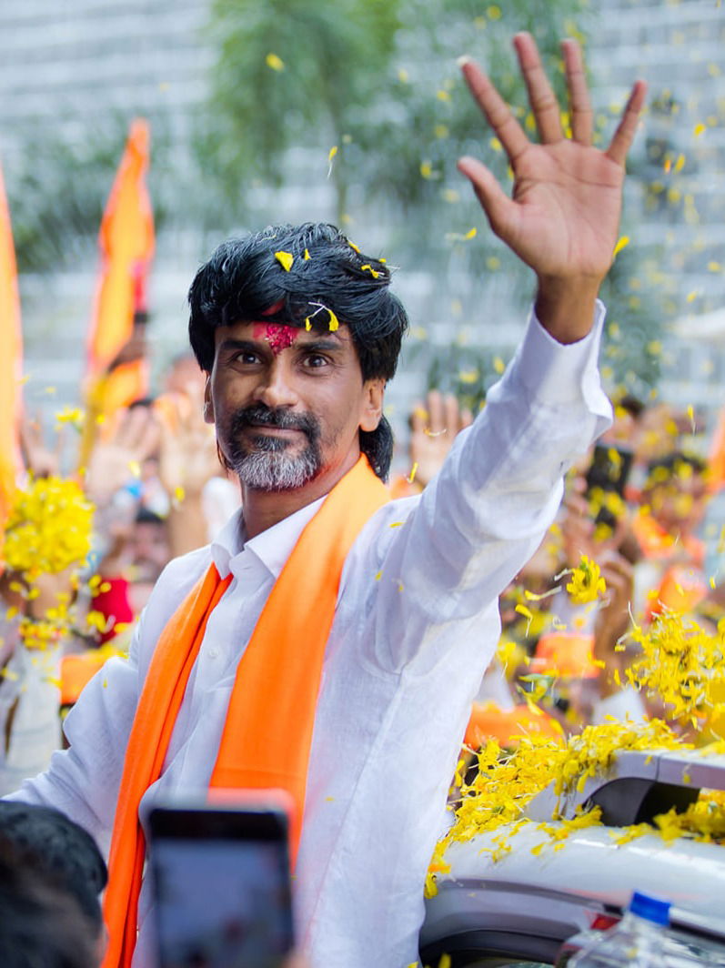 हॉटेल कामगार ते मराठा समाजाचा बुलंद आवाज, जरांगे यांचे शिक्षण किती? - Marathi News | हॉटेल कामगार ते मराठा समाजाचा बुलंद आवाज, जरांगे यांचे शिक्षण किती? | Latest Photos at Lokmat.com