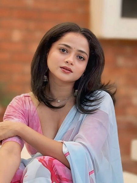 तुझं रुप हे नक्षत्राचं...!