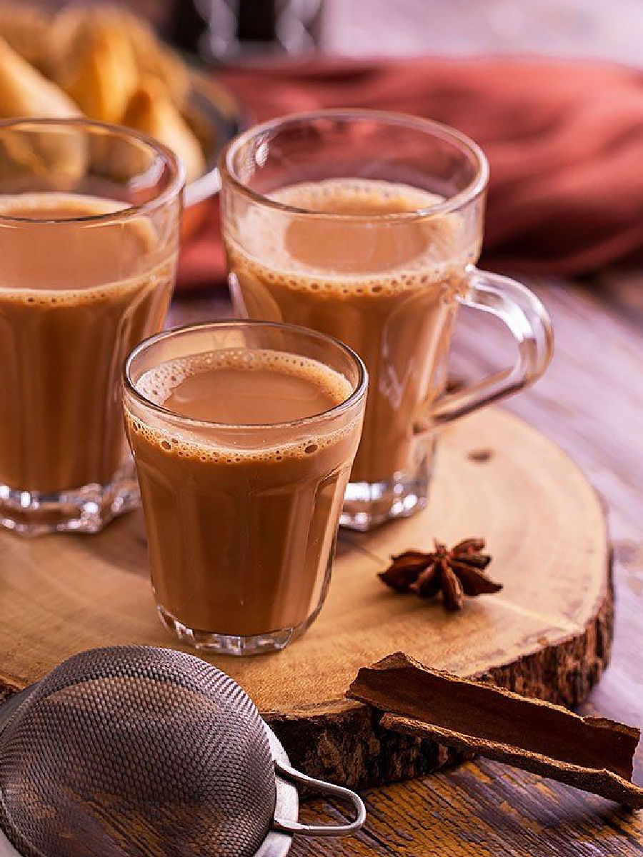 चहाबाजांनो कंट्रोल! हे आजार ओढवून घ्याल - Marathi News | चहाबाजांनो कंट्रोल! हे आजार ओढवून घ्याल | Latest Photos at Lokmat.com