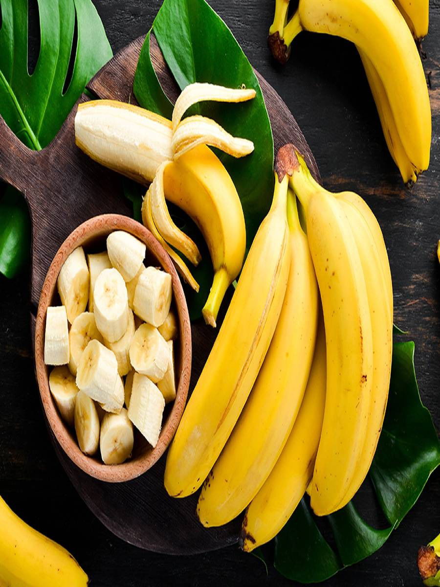 दररोज केळं खाल्ल्याने शरीराला होतात हे मोठे फायदे - Marathi News | दररोज केळं खाल्ल्याने शरीराला होतात हे मोठे फायदे | Latest Photos at Lokmat.com