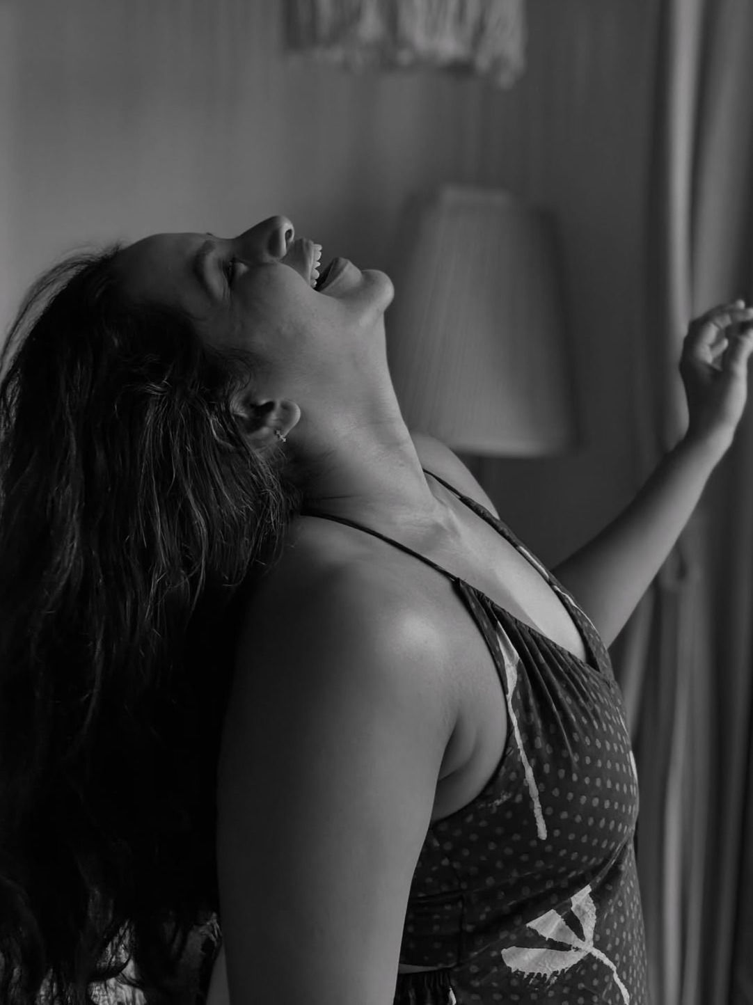 या बोल्ड मराठी अभिनेत्रीला ओळखलं? - Marathi News | या बोल्ड मराठी अभिनेत्रीला ओळखलं? | Latest Photos at Lokmat.com