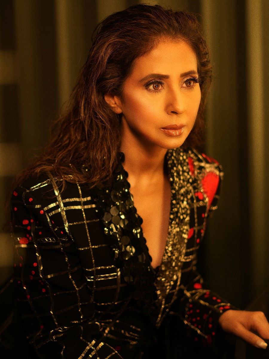 'रंगीला गर्ल'च्या ग्लॅमरस अदा! - Marathi News | 'रंगीला गर्ल'च्या ग्लॅमरस अदा! | Latest Photos at Lokmat.com