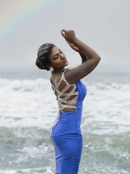 वर्णभेदाविरुद्ध लढली पण स्वतःला वाचवू शकली नाही! - Marathi News | वर्णभेदाविरुद्ध लढली पण स्वतःला वाचवू शकली नाही! | Latest Photos at Lokmat.com