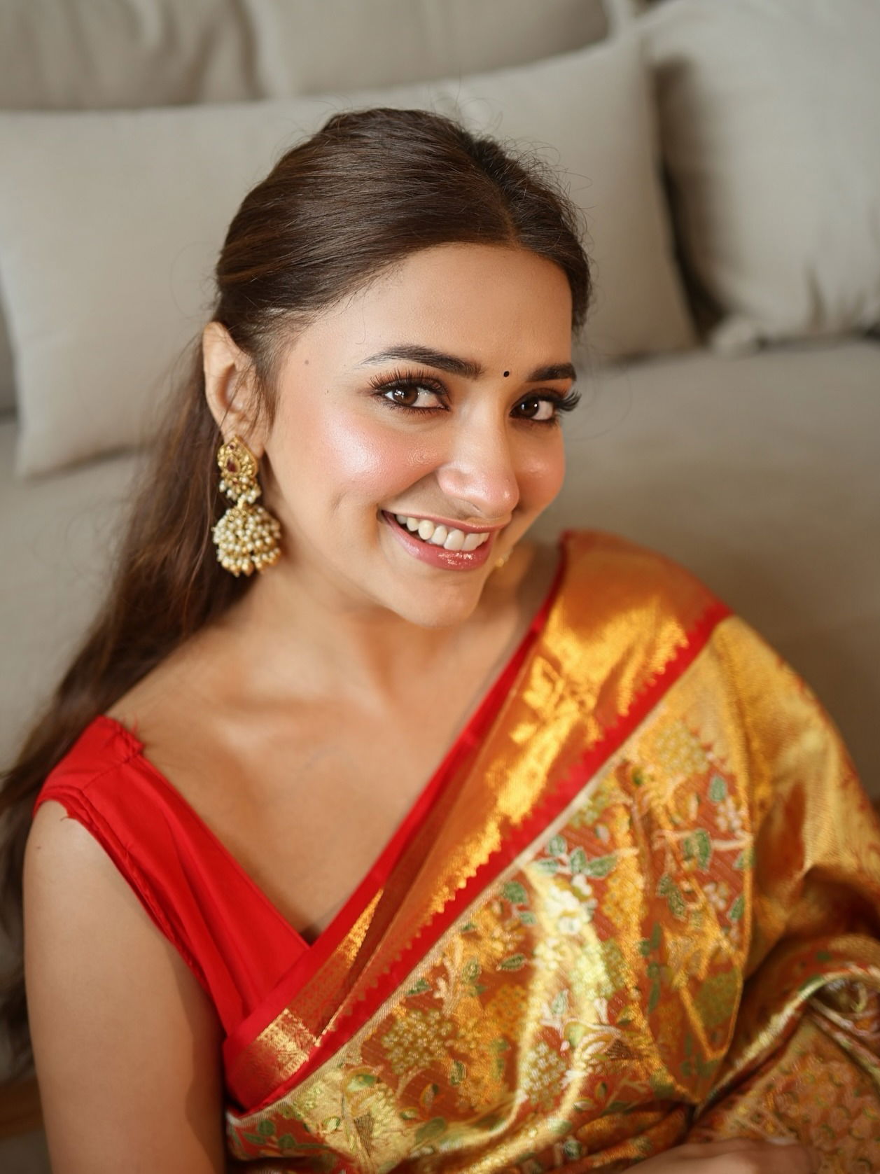 जिया शंकरचा वेड लावणारा मराठी लूक - Marathi News | जिया शंकरचा वेड लावणारा मराठी लूक | Latest Photos at Lokmat.com