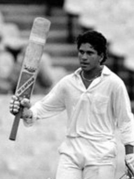 तेंडुलकर ते अझरुद्दीन! मँचेस्टरच्या मैदानातील भारतीय शतकवीर - Marathi News | तेंडुलकर ते अझरुद्दीन! मँचेस्टरच्या मैदानातील भारतीय शतकवीर | Latest Photos at Lokmat.com