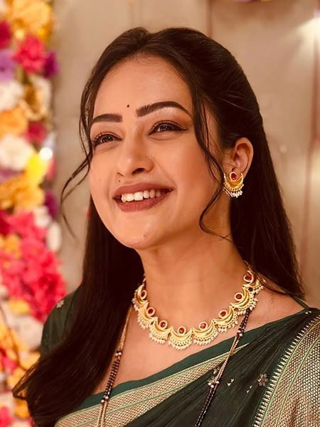 मनमोहक दिसतेय टीव्हीची लाडकी सून! - Marathi News | मनमोहक दिसतेय टीव्हीची लाडकी सून! | Latest Photos at Lokmat.com