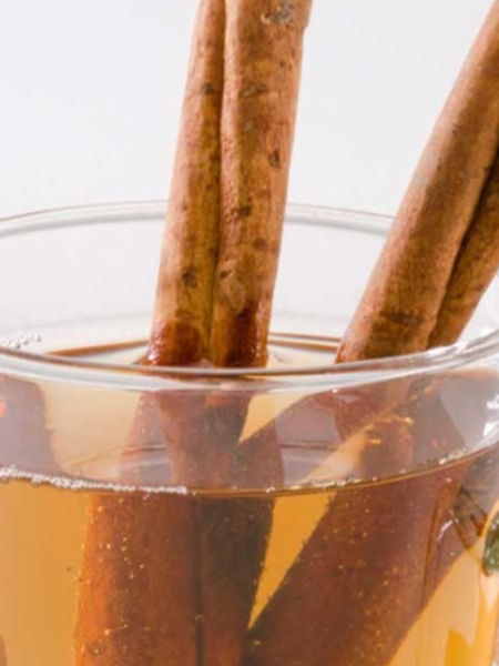 दालचिनीचा काढा पिण्याचे ६ फायदे - Marathi News | दालचिनीचा काढा पिण्याचे ६ फायदे | Latest Photos at Lokmat.com