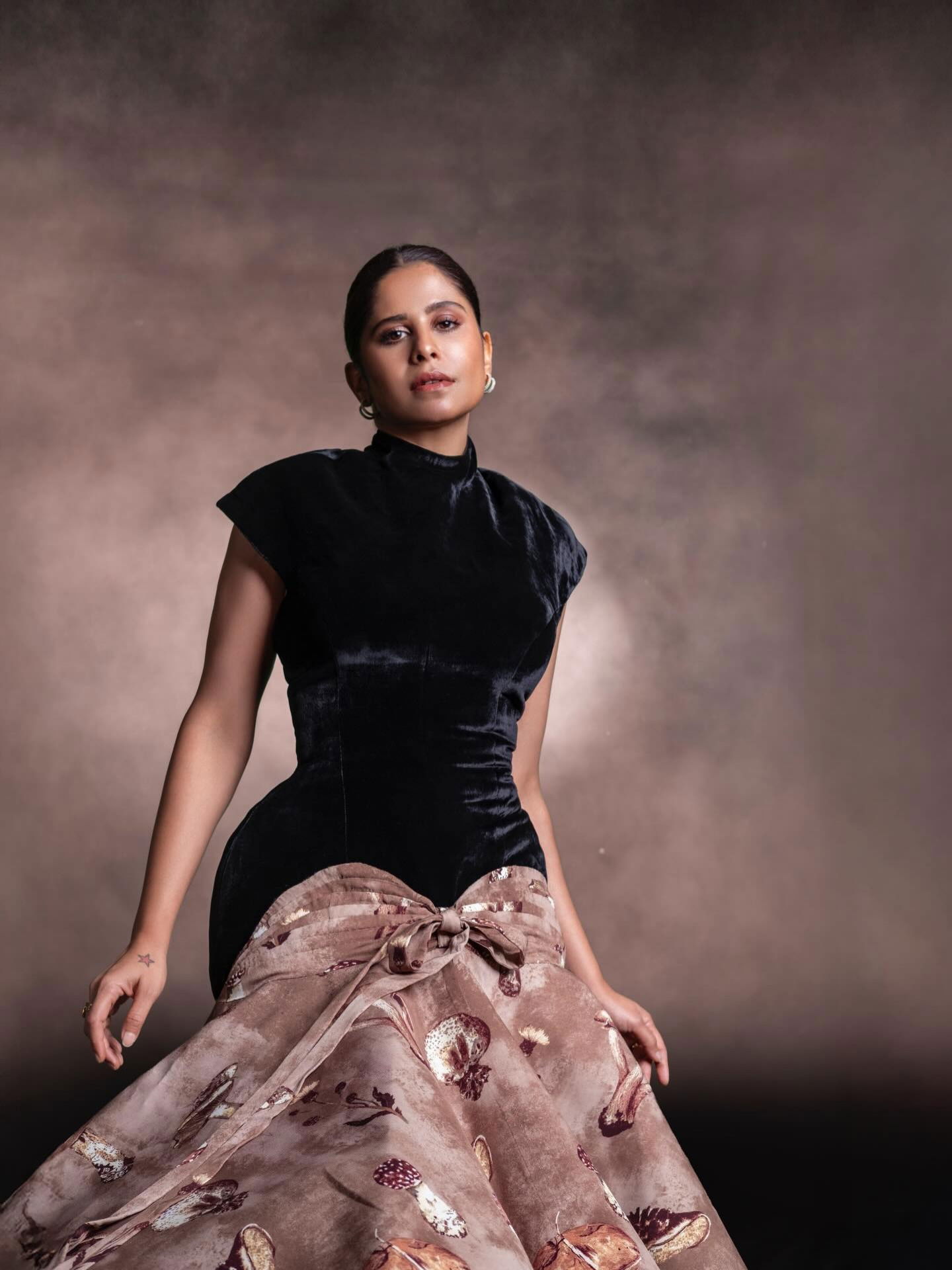 कैसी पहेली है ये, कैसी पहेली जिंदगानी! - Marathi News | कैसी पहेली है ये, कैसी पहेली जिंदगानी! | Latest Photos at Lokmat.com