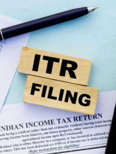 मोबाईल अ‍ॅपद्वारे लवकर दाखल करा ITR - Marathi News | मोबाईल अ‍ॅपद्वारे लवकर दाखल करा ITR | Latest Photos at Lokmat.com