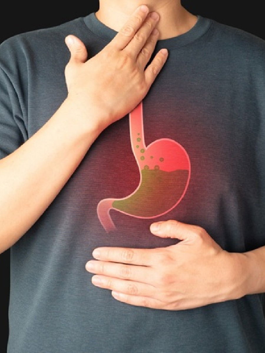 'या' घरगुती उपायांनी दूर होईल अपचनाची समस्या - Marathi News | 'या' घरगुती उपायांनी दूर होईल अपचनाची समस्या | Latest Photos at Lokmat.com