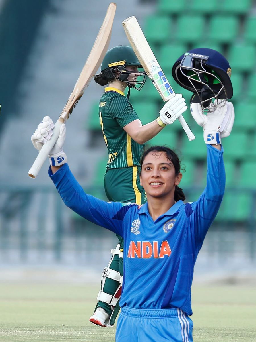 एक नजर महिला वर्ल्ड कप स्पर्धेतील आघाडीच्या ६ 'रन'रागिणींच्या रेकॉर्ड्सवर - Marathi News | एक नजर महिला वर्ल्ड कप स्पर्धेतील आघाडीच्या ६ 'रन'रागिणींच्या रेकॉर्ड्सवर | Latest Photos at Lokmat.com