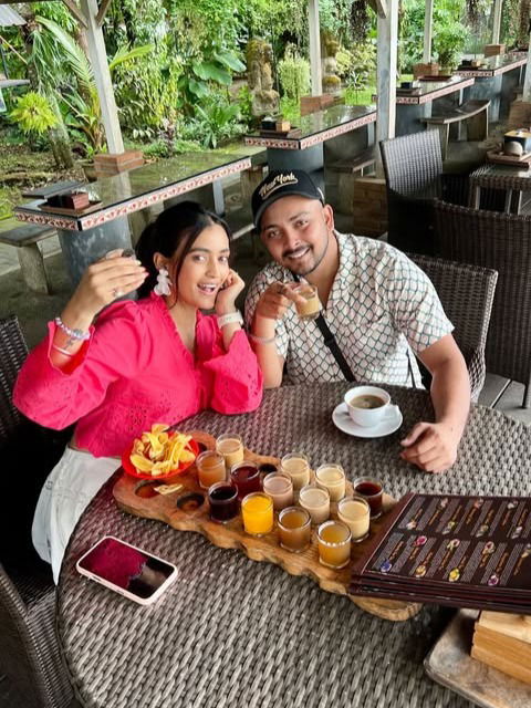 कॉफी लव्हर... अन् बरंच काही! - Marathi News | कॉफी लव्हर... अन् बरंच काही! | Latest Photos at Lokmat.com